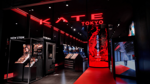 เตรียมพบกับร้านเรือธงแห่งแรกของ KATE ที่ Shibuya Sakura Stage พร้อมสร้างลุคสุดพิเศษด้วย KATE iCON BOX เครื่องแรกของโลก!