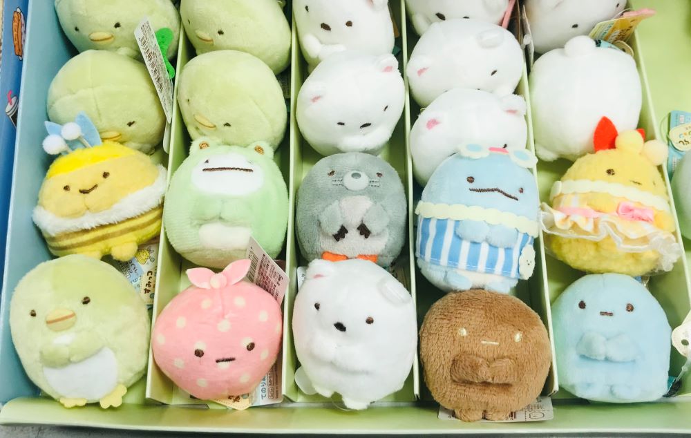 รู้จักกับ “Sumikko Gurashi” แก๊งเพื่อนตัวจิ๋วที่รักการ “มุดมุม” เป็นชีวิตจิตใจ
